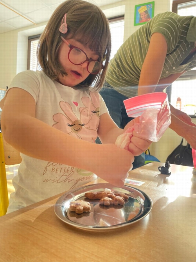 78EA4C64-687D-42C8-AAD9-BD8B7588B971_1_105_c