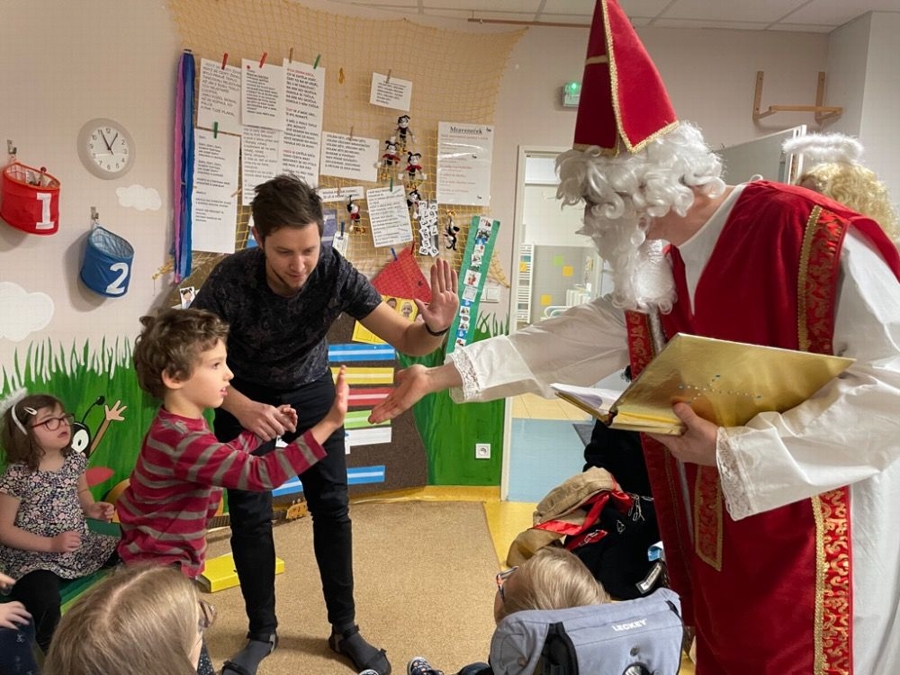 8950C6A4-4C7F-4103-ADF4-406681D92302_1_105_c