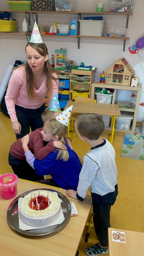 B34683C7-84C1-4C0E-A7DE-704E8D209023_1_105_c